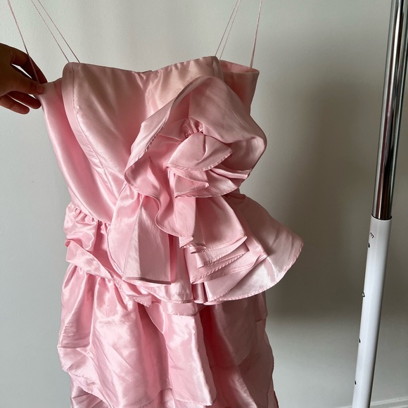 ARDEN B BABY PINK ROSE MINI SATIN DRESS - Picture 2 of 4